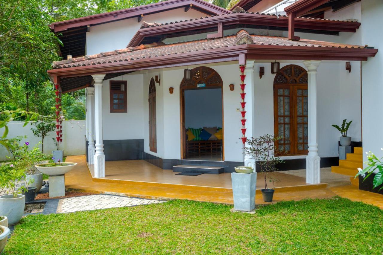 Villa Kumana - Unawatuna Galle Buitenkant foto